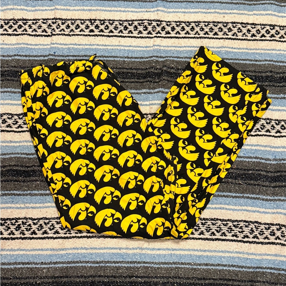 Vintage 90’s Iowa Hawkeyes Fan Pants